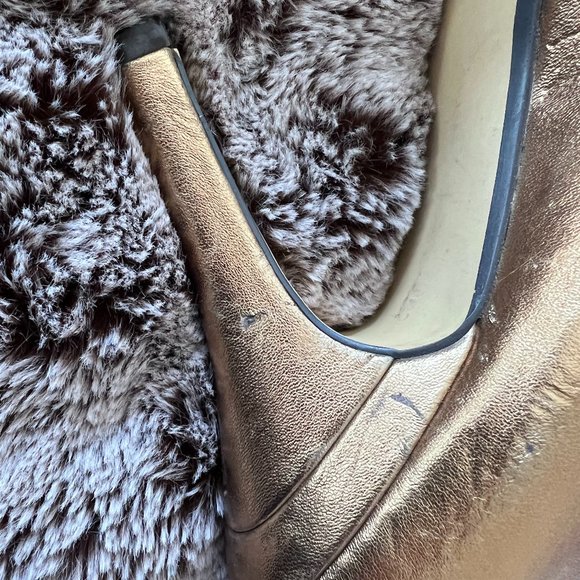 Steve Madden Metallic Gold Pumps - Picture 2 of 12